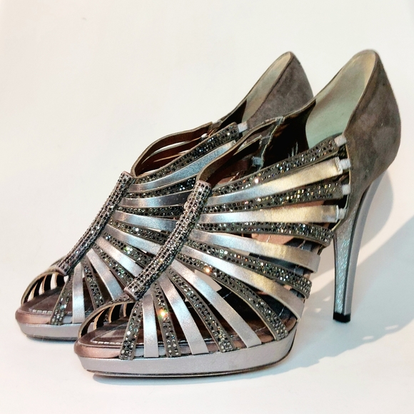 René Caovilla silver swarowski crystal embellished cage pumps, EU41 - Picture 4 of 17